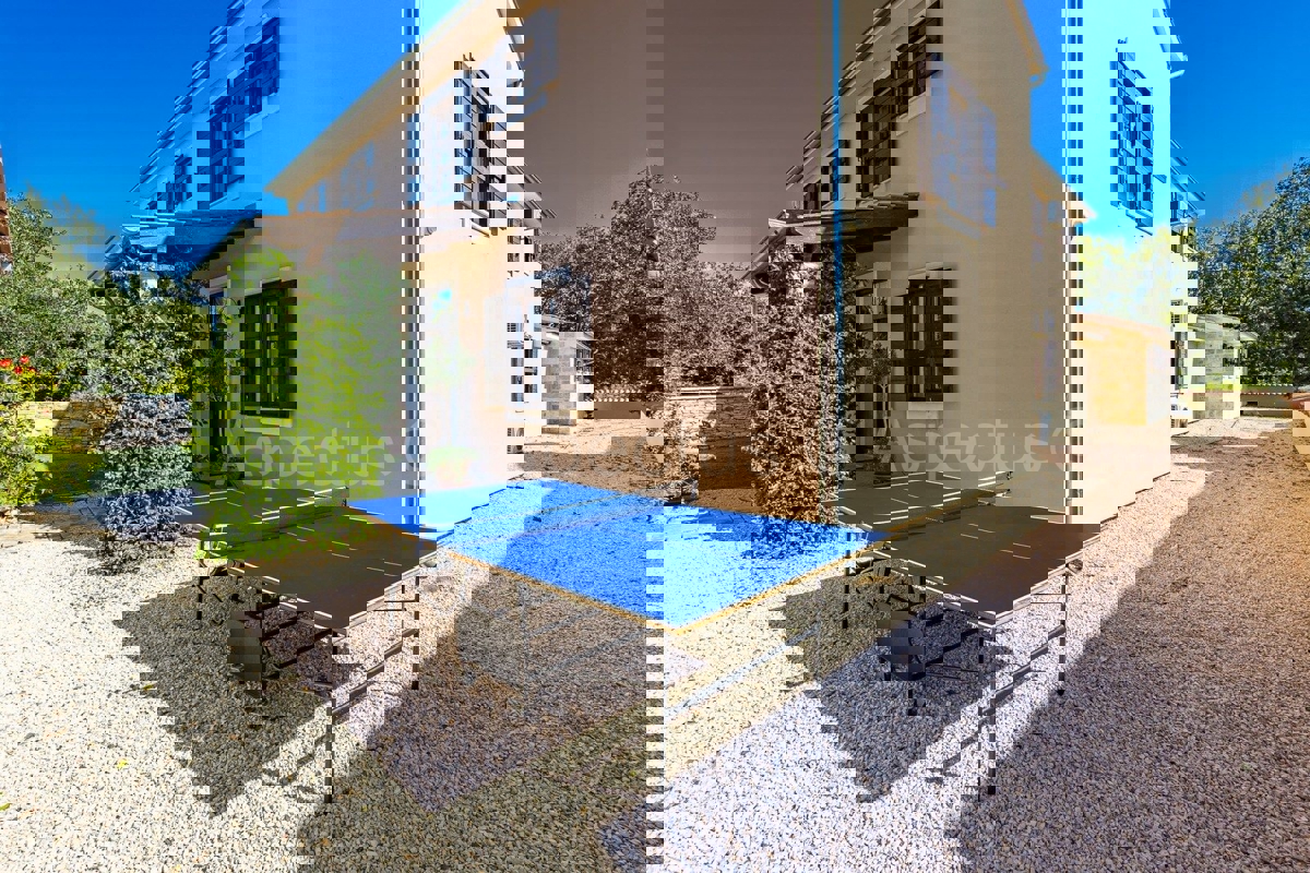 Luksuzna vila z bazenom, opremljena, vrt, garaža, Istra | 12 km od Fažane, okolica Pule