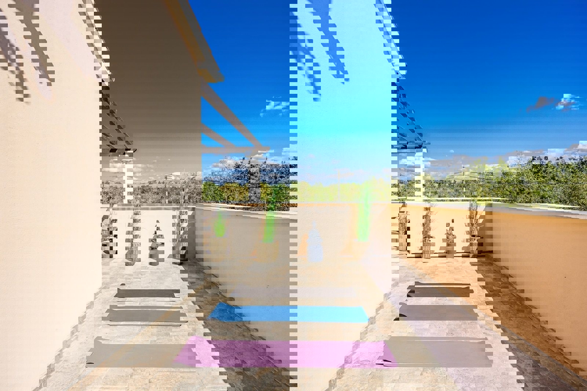 Luksuzna vila z bazenom, opremljena, vrt, garaža, Istra | 12 km od Fažane, okolica Pule