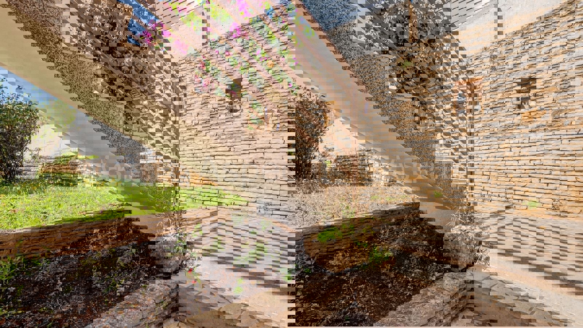 Dvosobno stanovanje blizu plaže, Istra | Medulin, Premantura