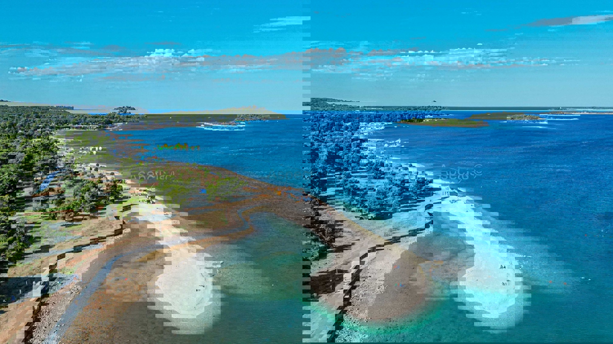 Udobno dvoetažno stanovanje blizu plaže, Fažana, Valbandon | Istra