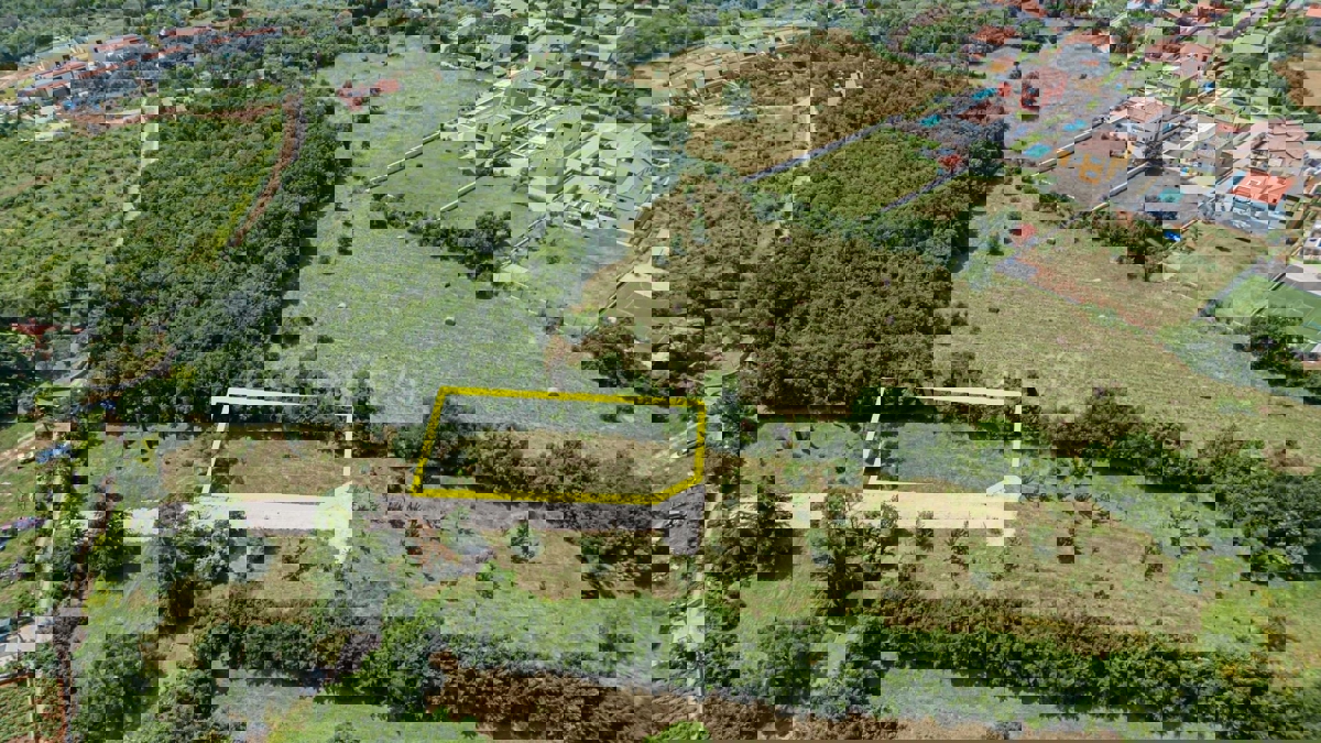 Gradbena parcela z idejnim projektom, Krnica | Istra