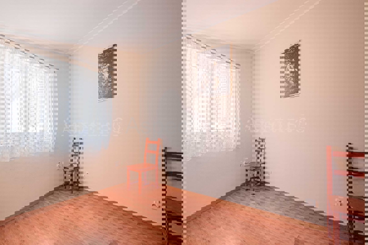 Samostojna družinska hiša, pogled na morje, Banjole, Pula | Istra