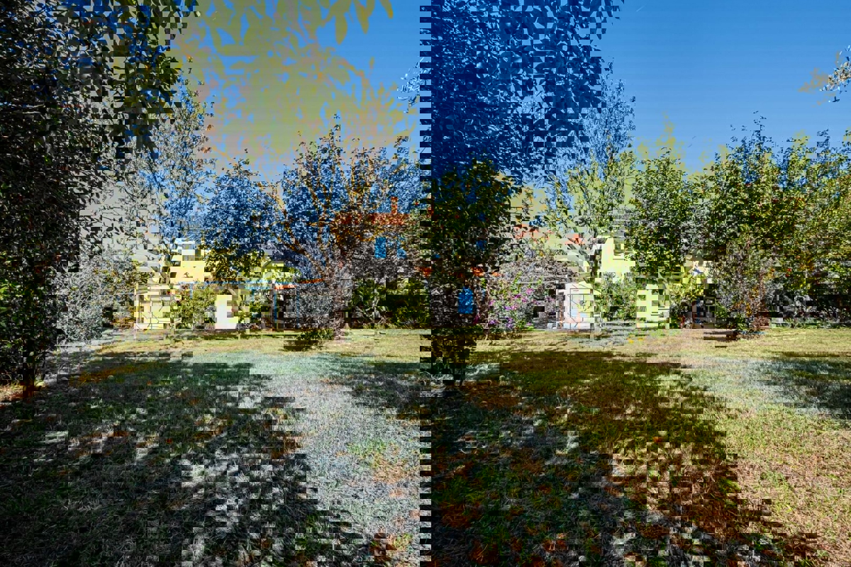 Samostojna družinska hiša, pogled na morje, Banjole, Pula | Istra