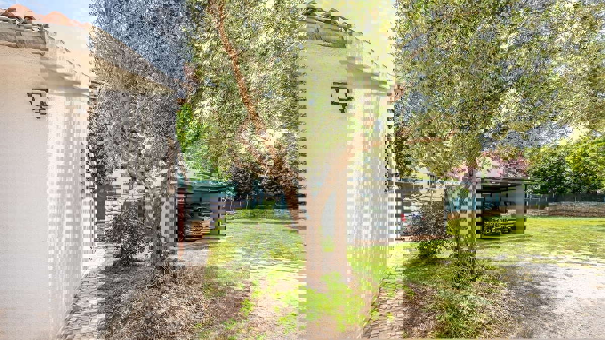 Stanovanje z vrtom, parkiriščem | Medulin, Premantura