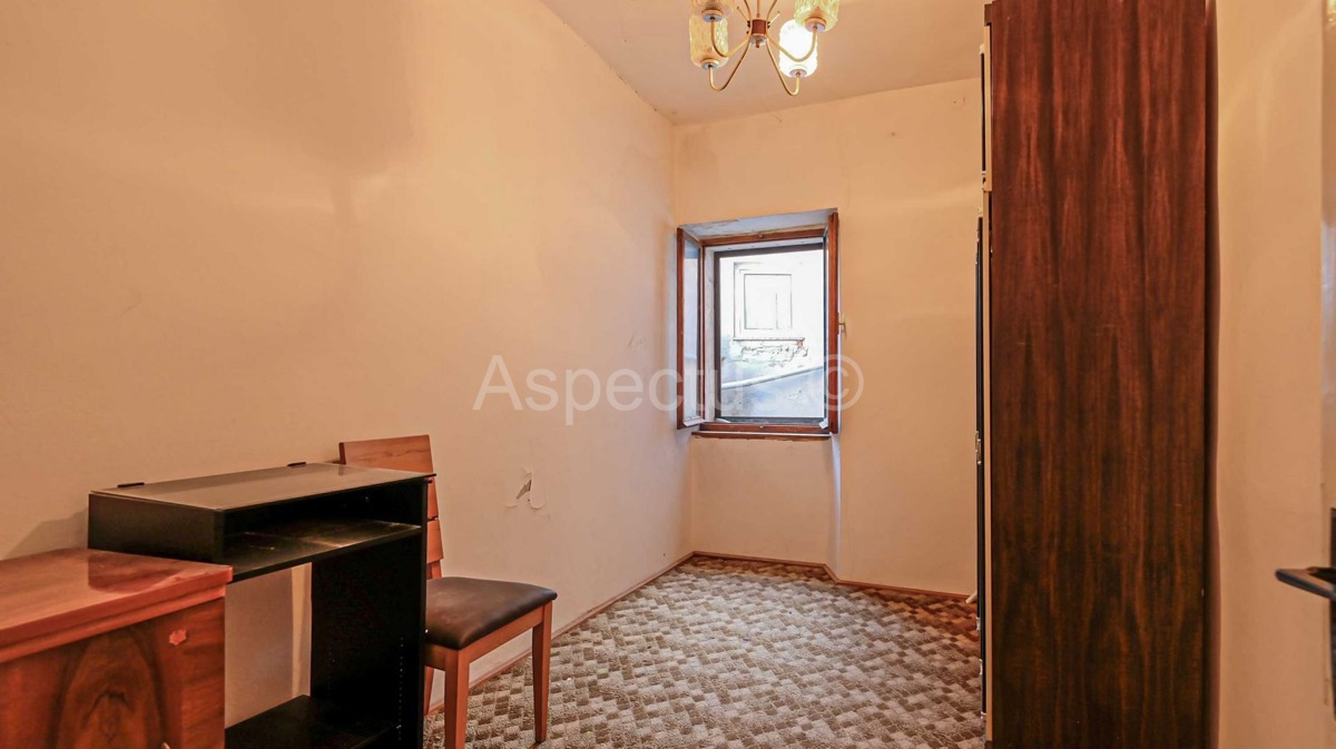 Vodnjan, Kamena kuća za život i poslovanje, Istra