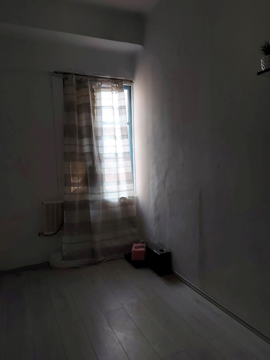 Stanovanje v centru Pule za prenovo