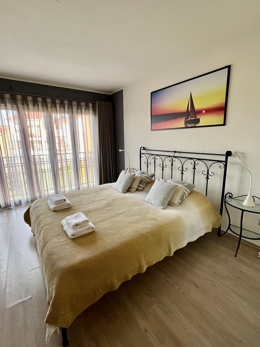 V centru Rovinja,3 studio apartmaji in majhna hiša