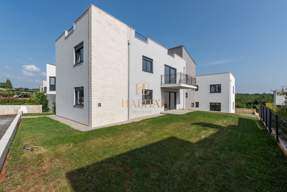 Stanovanje Vabriga 94 m2