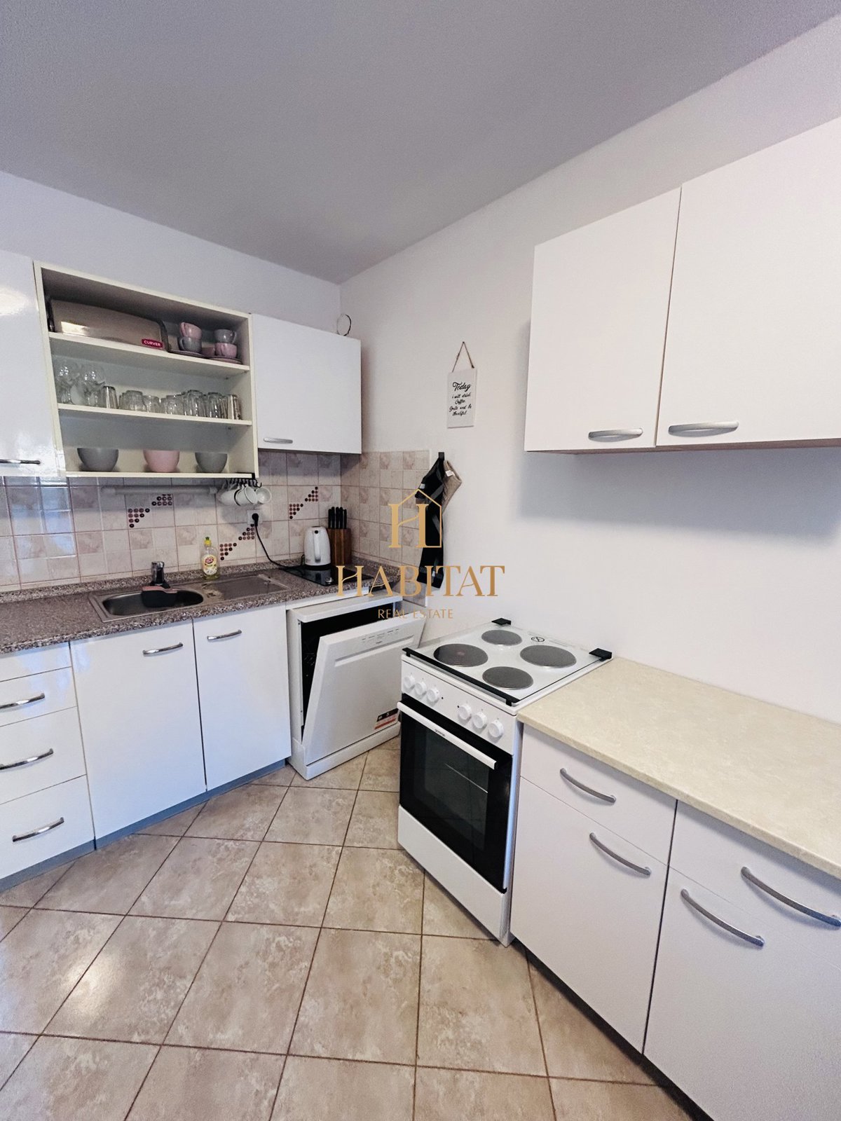 Istra, Ližnjan, apartma 44m2, 2 spalnici, pogled na morje