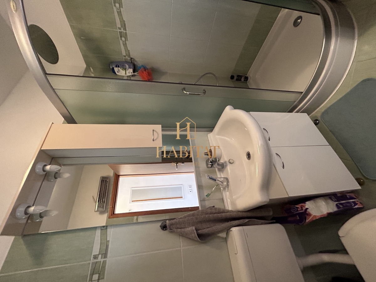 Istra, Ližnjan, apartma 44m2, 2 spalnici, pogled na morje