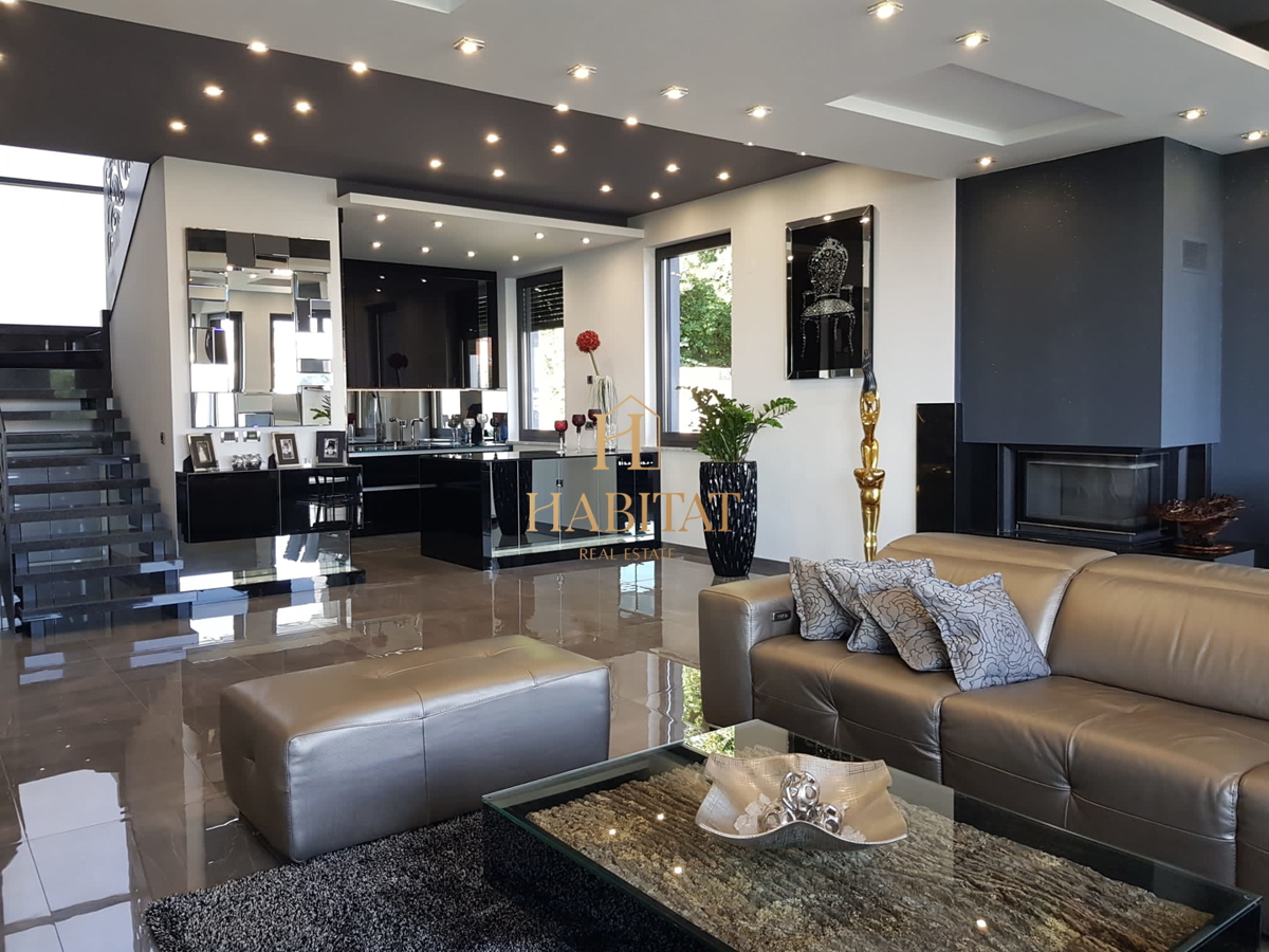Opatija, Vila, 758m2