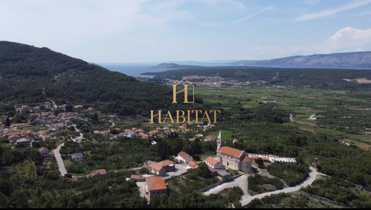 Dalmacija, Hvar, Dol Sv.Ana, hiša 46m2 z zazidljivo parcelo 650m2