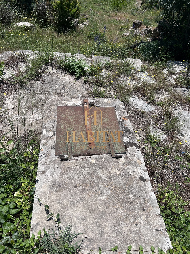 Dalmacija, Hvar, Dol Sv.Ana, hiša 46m2 z zazidljivo parcelo 650m2