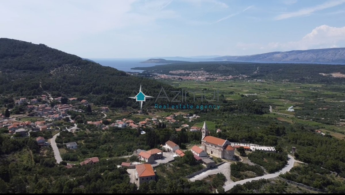 Dalmacija, Hvar, Dol Sv.Ana, hiša 46m2 z zazidljivo parcelo 650m2