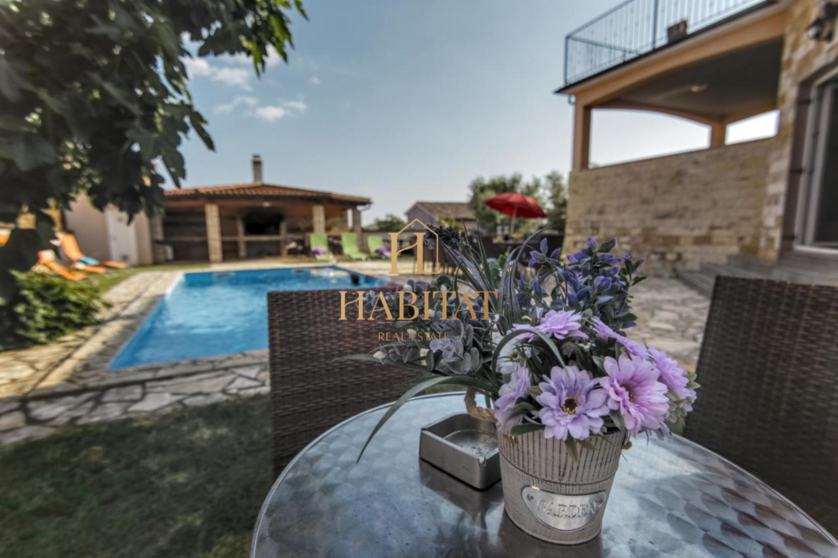 Istra, Ližnjan, Vila 450m2 z bazenom