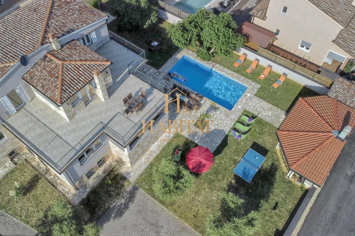 Istra, Ližnjan, Vila 450m2 z bazenom