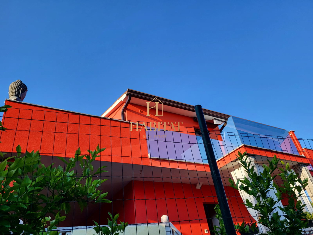 Istra, Valica, samostojna hiša s 4 apartmaji