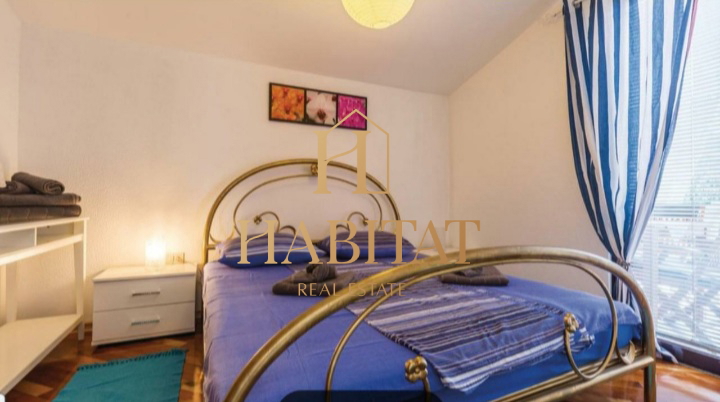 Istra, Valica, samostojna hiša s 4 apartmaji