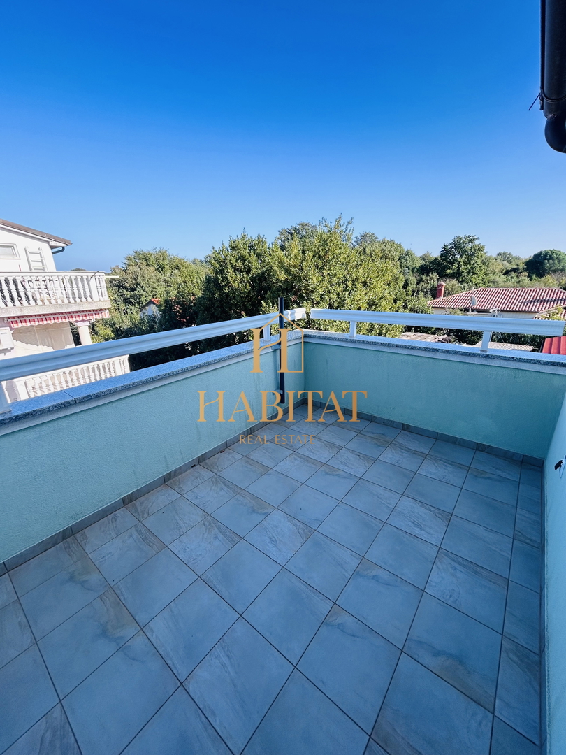 Istra, Medulin, garsonjera 25m2, terasa, parking