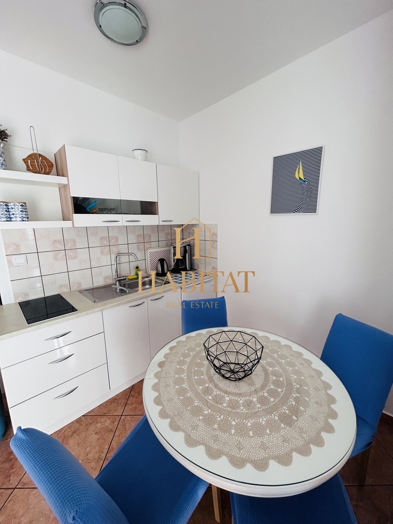 Istra, Medulin, apartma 39m2, 2 spalnici, balkon, parkirišče