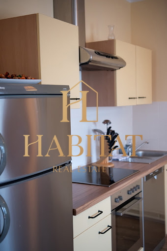Istra, Premantura, hiša 150m2 z dvema apartmajema, 600m od morja