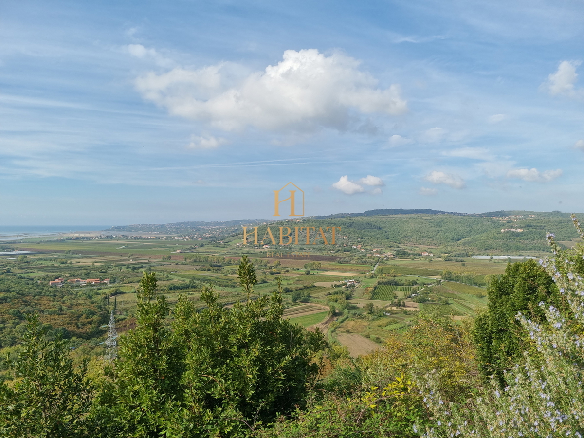 Istra, Kaštel, UNIKATNA Vila s čudovitim pogledom na morje