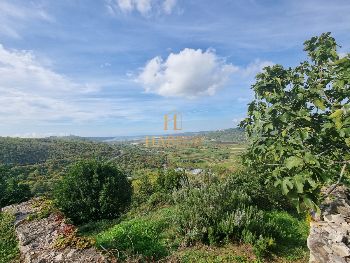 Istra, Kaštel, UNIKATNA Vila s čudovitim pogledom na morje