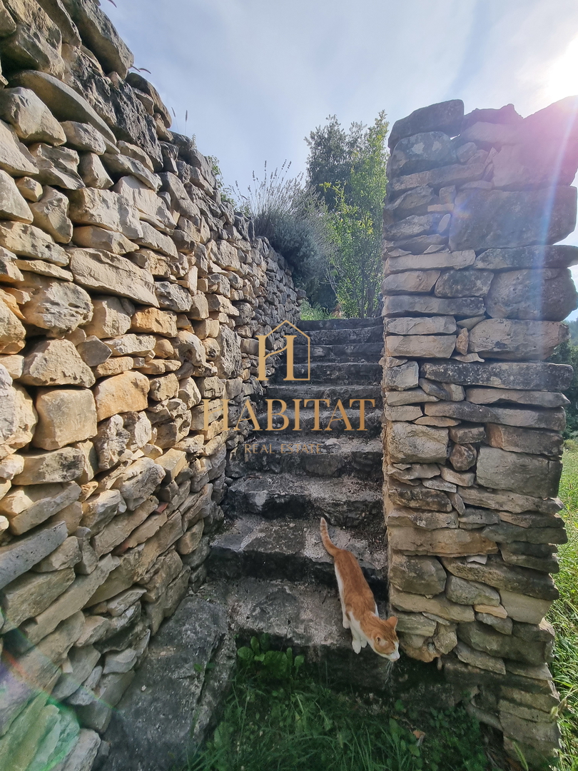 Istra, Kaštel, UNIKATNA Vila s čudovitim pogledom na morje