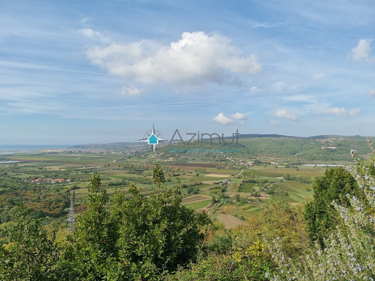 Istra, Kaštel, UNIKATNA Vila s čudovitim pogledom na morje