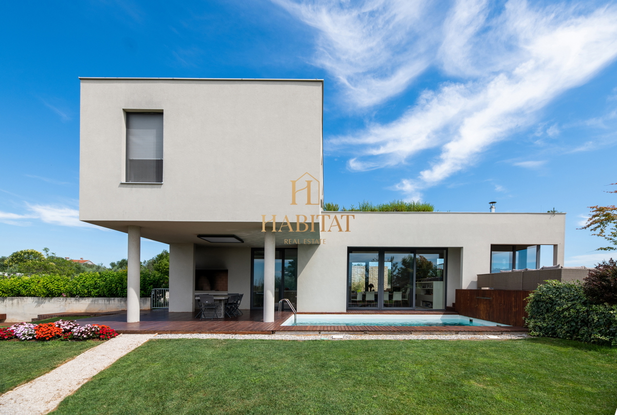 Istra, Zambratija, luksuzna vila 420 m2, 4 spalnice, 4 kopalnice, garaža