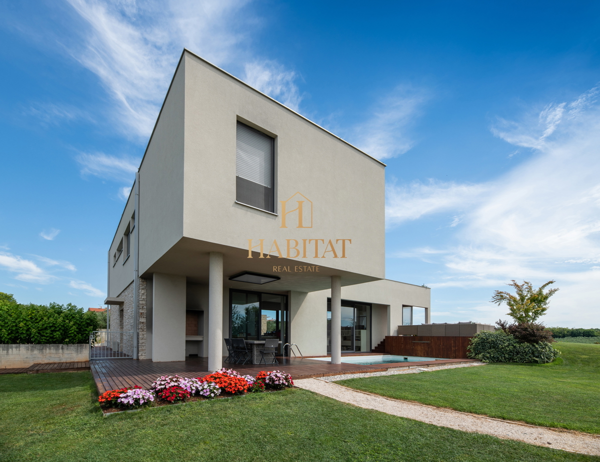 Istra, Zambratija, luksuzna vila 420 m2, 4 spalnice, 4 kopalnice, garaža