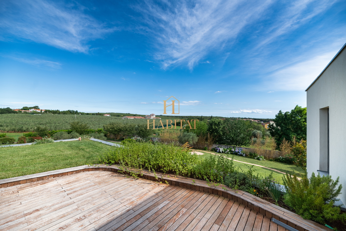 Istra, Zambratija, luksuzna vila 420 m2, 4 spalnice, 4 kopalnice, garaža