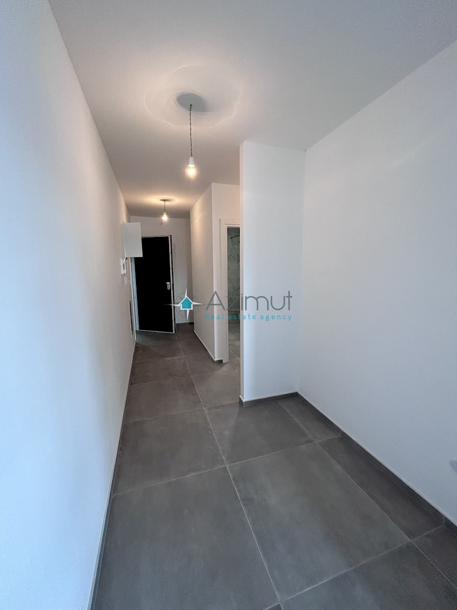 Dalmacija, Okrug Gornji, Penthouse 147m2, panoramski pogled na morje, bazen