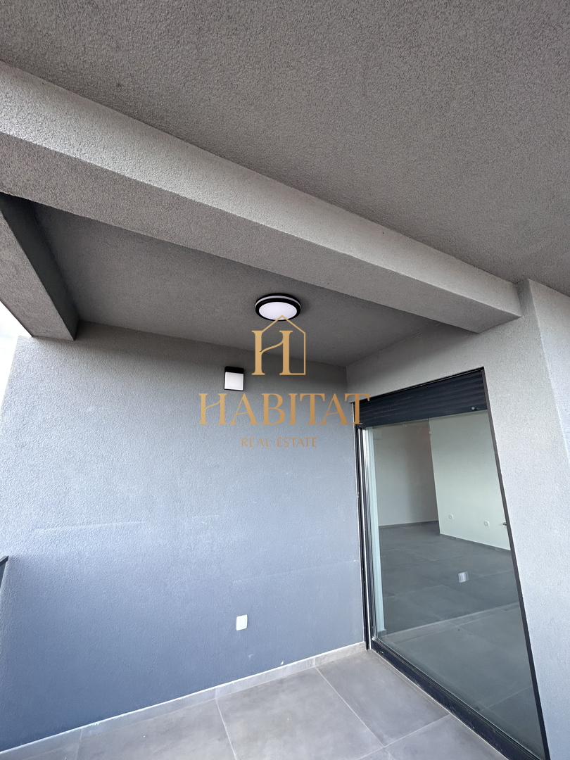 Dalmacija, Okrug Gornji, Penthouse 147m2, panoramski pogled na morje, bazen
