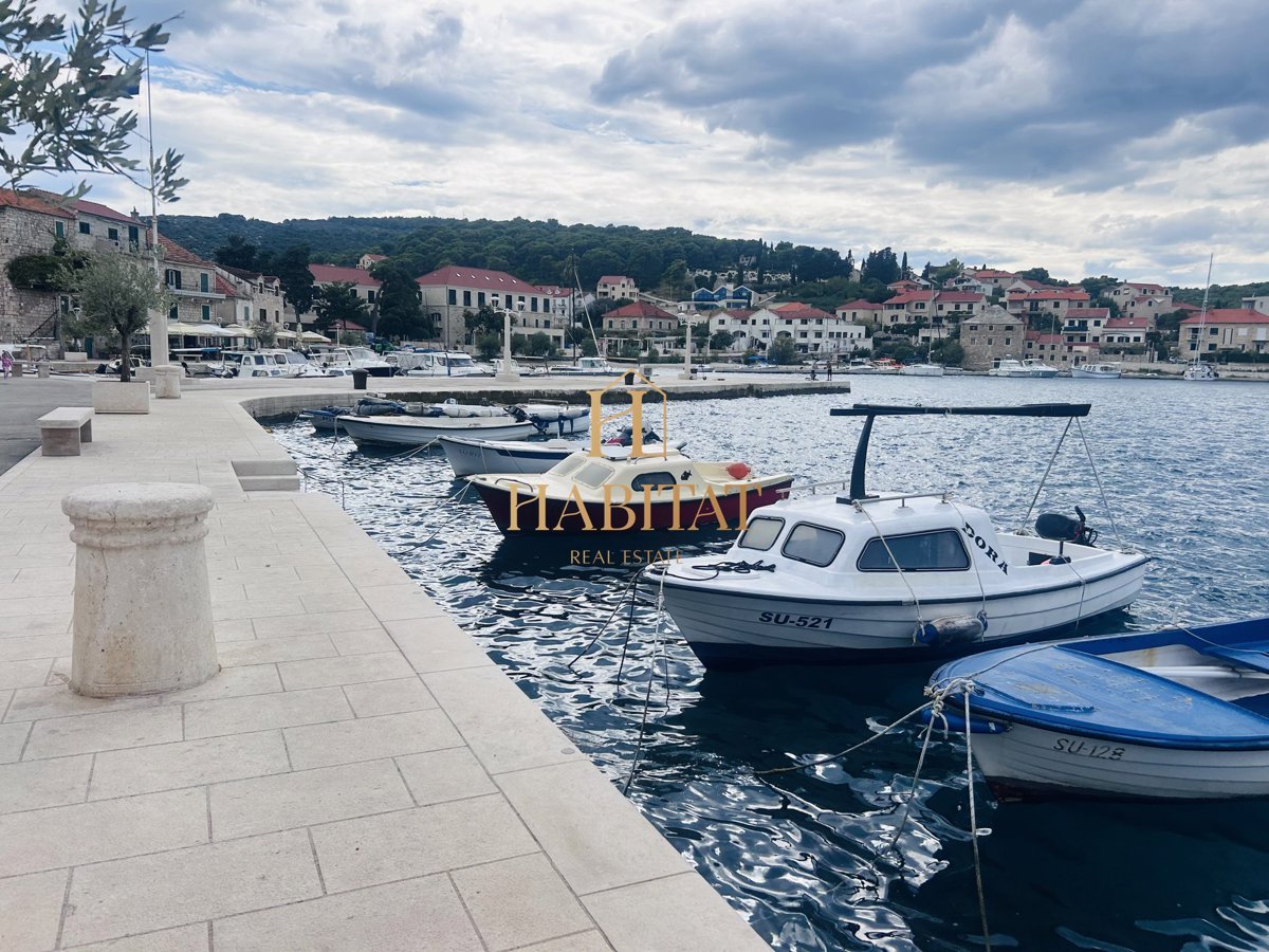 Dalmacija, Brač, Postira, garsonjera 21m2, 100m od morja