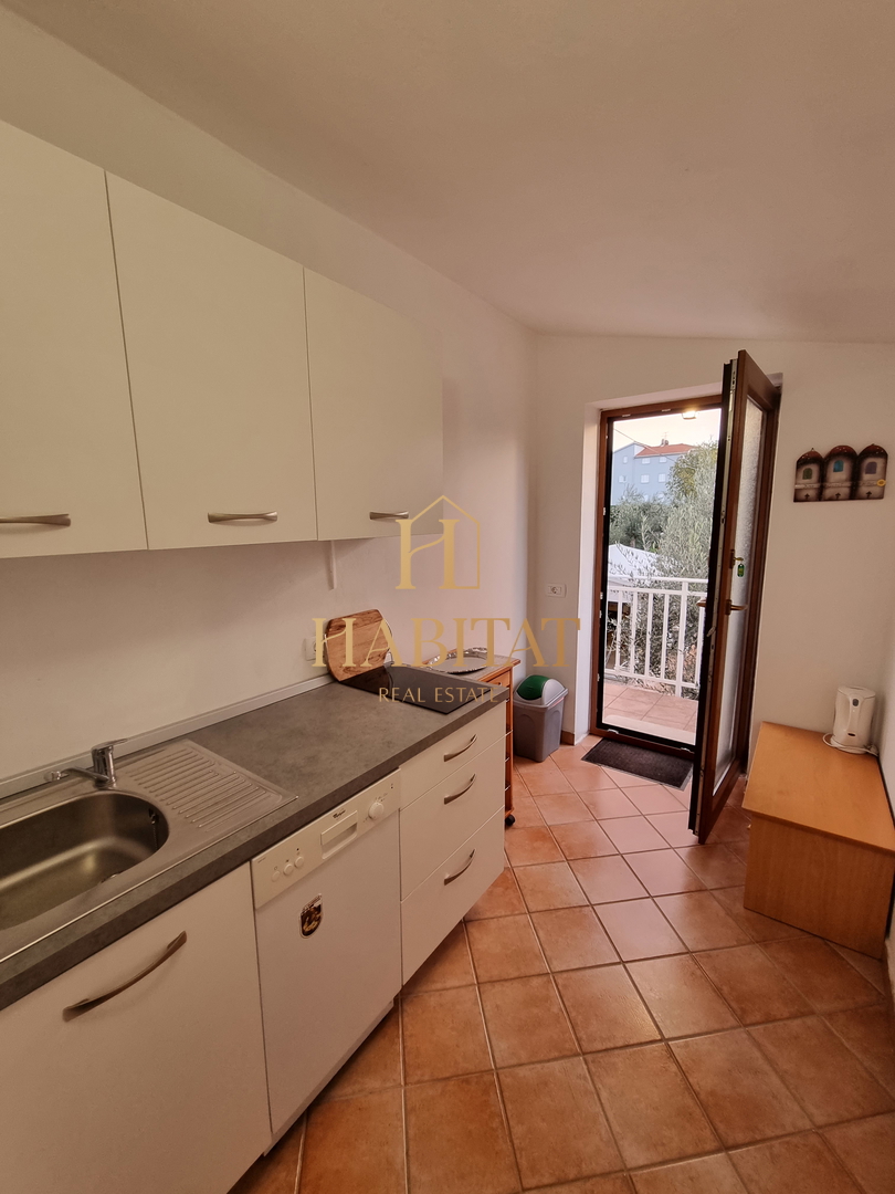 Istra, Zambratija, dodatna stanovanjska hiša 224m2, 170m od morja