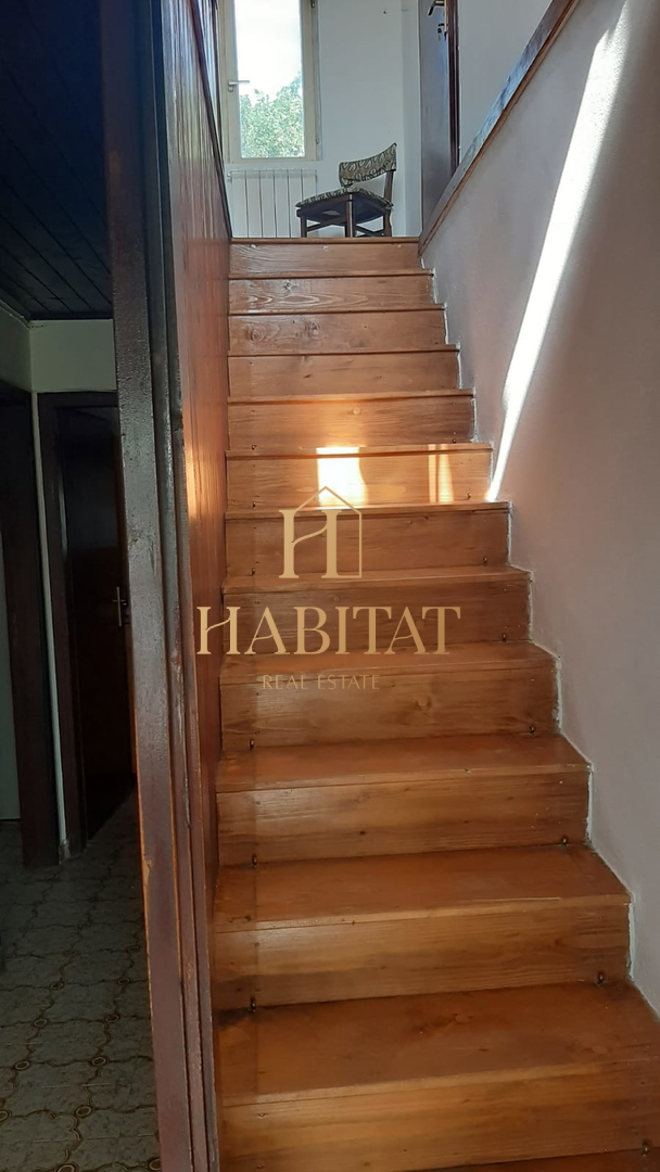 Priložnost Dve hiši v nizu
