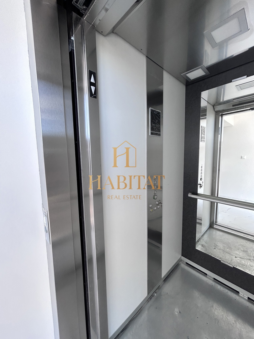 Dalmacija, Okrug Gornji, Penthouse 192m2, odprt pogled na morje