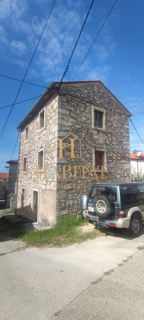 Istra, Brtonigla, kamnita hiša za obnovo 80 kvadratnih metrov