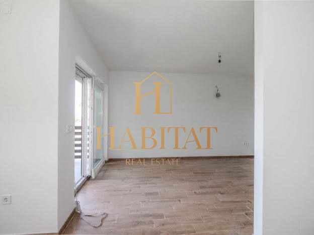 Istra, Brtonigla, stanovanje 70m2, dvorišče 178m2, 2 spalnici + kopalnica