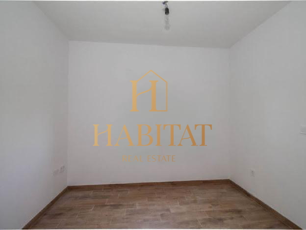 Istra, Brtonigla, stanovanje 70m2, dvorišče 178m2, 2 spalnici + kopalnica