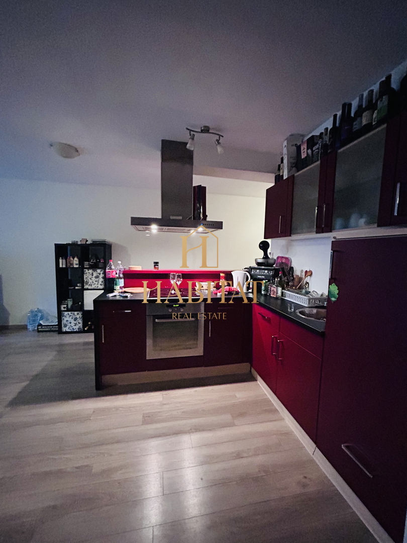 Istra, Ližnjan, apartma 91 m2, 2 spalnici, 2 kopalnici, dvorišče, konoba z žarom