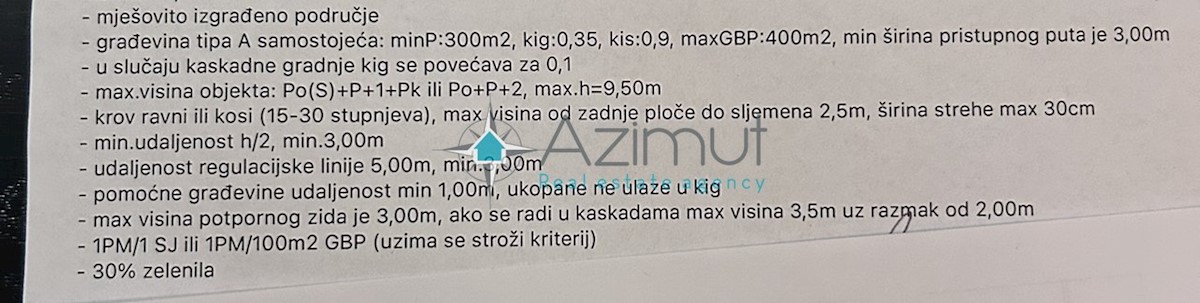 Dalmacija, Vinišće, gradbeno zemljišče 1252m2, pogled na morje iz prvega nadstropja, odlična lega, 80m od morja