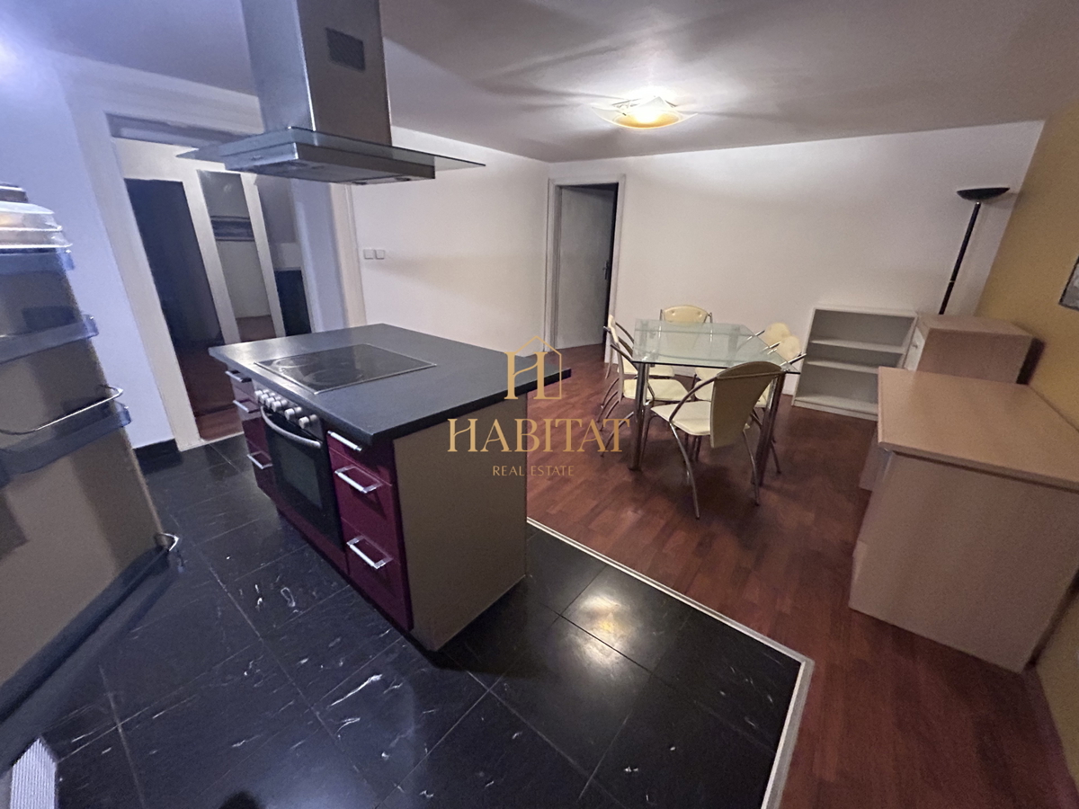 Istra, Buje, dva apartmaja, 50 m2 + 100 m2, 4SS+2 DB