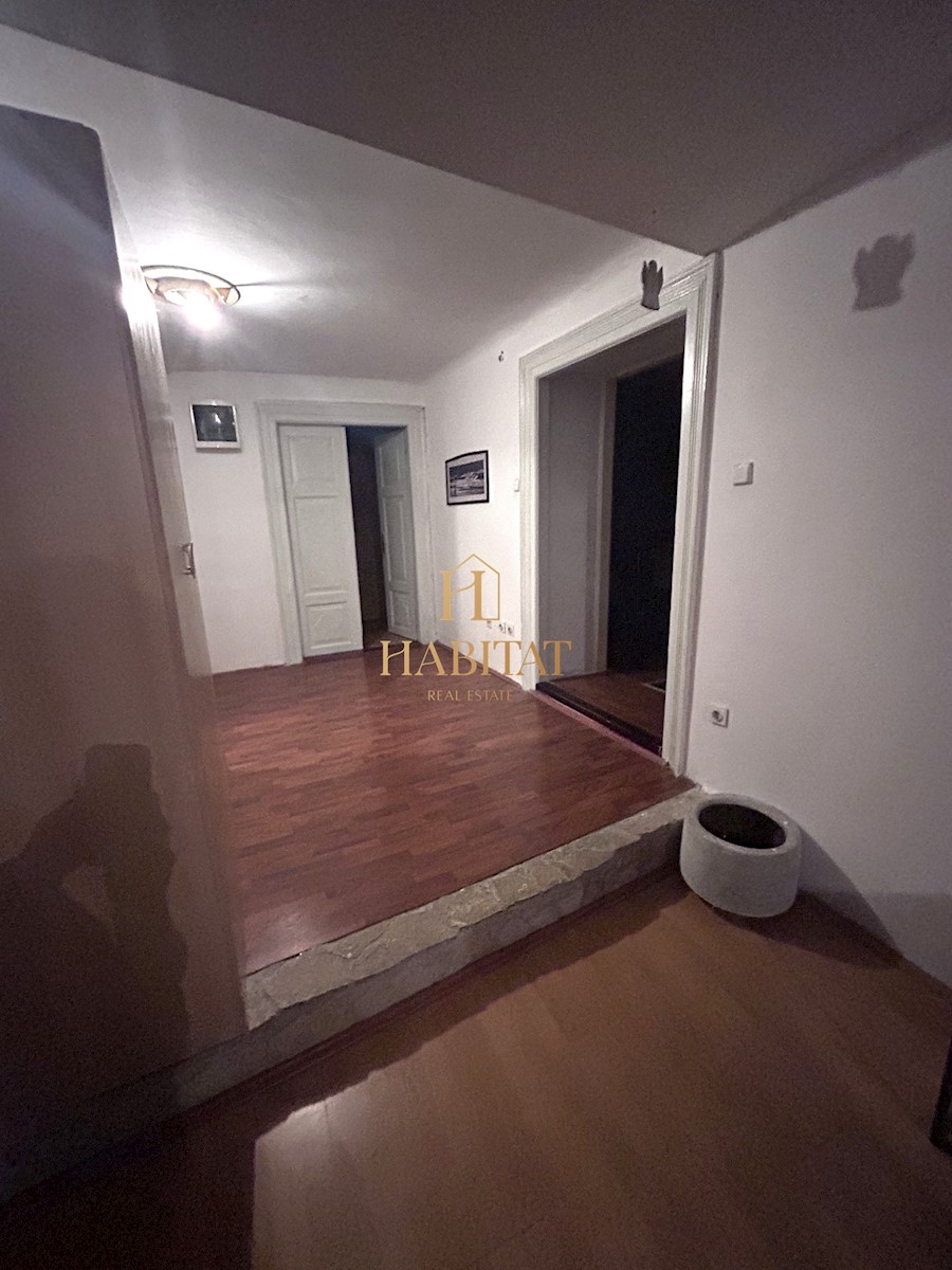 Istra, Buje, dva apartmaja, 50 m2 + 100 m2, 4SS+2 DB