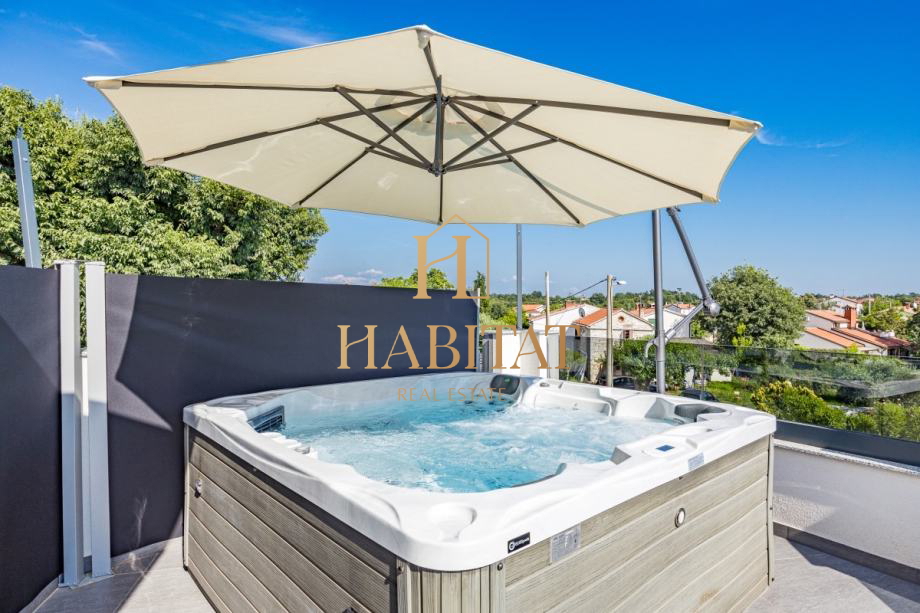 Istra, Poreč, Nova Vas, novogradnja, luksuzno stanovanje 100m2, 2 spalnici, jacuzzi, savna, terasa