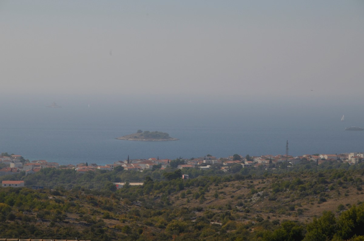 Rogoznica kuća sa bazenom prodaja,odličan pogled!