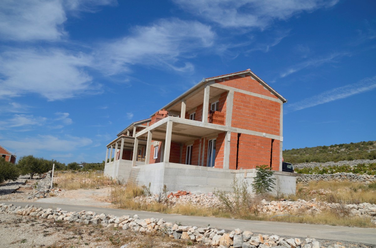 Rogoznica kuća sa bazenom prodaja,odličan pogled!