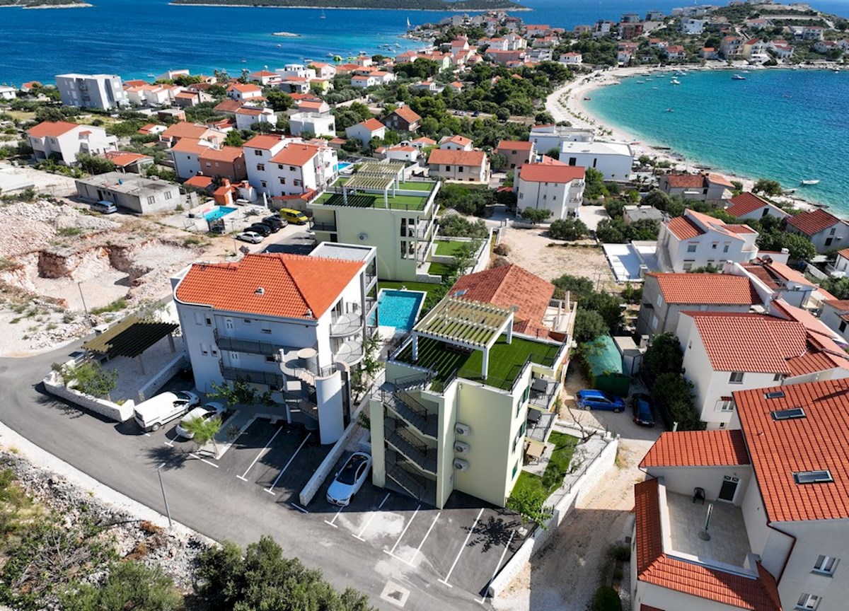 Dalmacija prodaja apartma 100 m od plaže!!