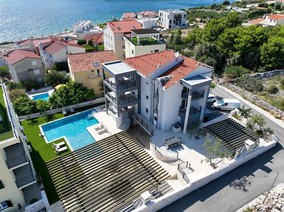 Dalmacija prodaja apartma 100 m od plaže!!